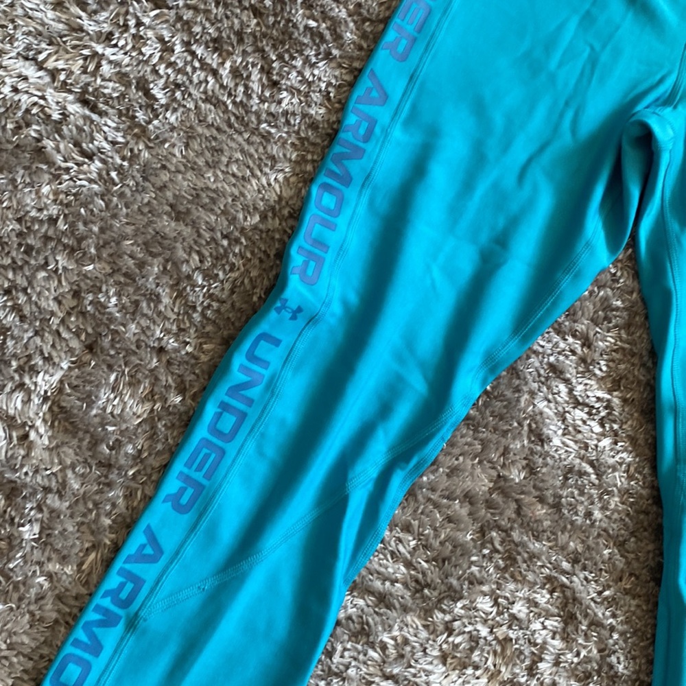 Underarmour High Rise Ankle Crop Compression Legging